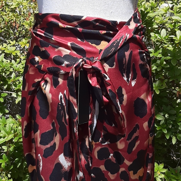 Leopard Print Wrap Skirt - Picture 4 of 6